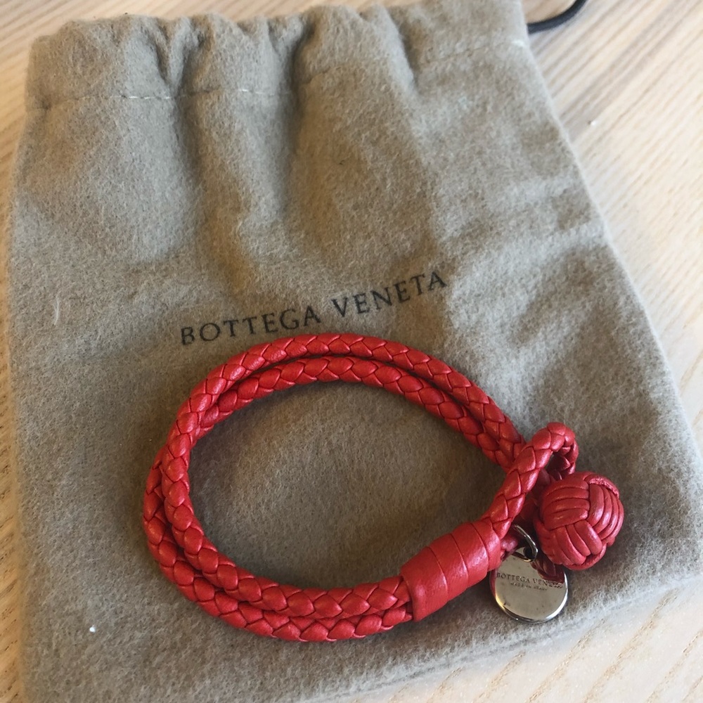 Red Intrecciato Knot Bracelet